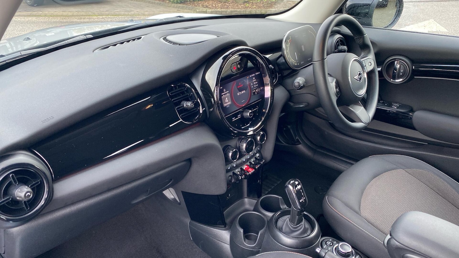 Used MINI Hatch 2023 for sale - 76760141: Photo 7