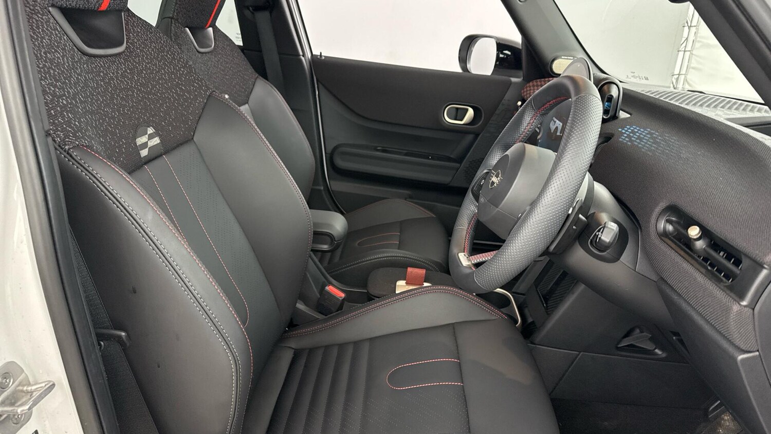 Used MINI Cooper 2025 for sale - 77351668: Photo 11