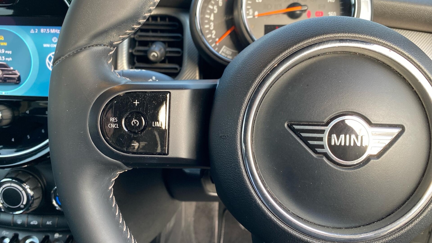 Used MINI Hatch 2021 for sale - 76760264: Photo 17