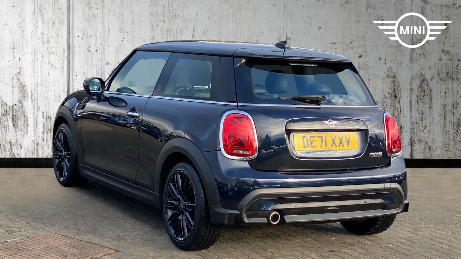 Used MINI Hatch 2021 for sale - 76760264: Photo 2