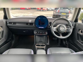 Used MINI Cooper 2024 for sale - 76760051: Photo