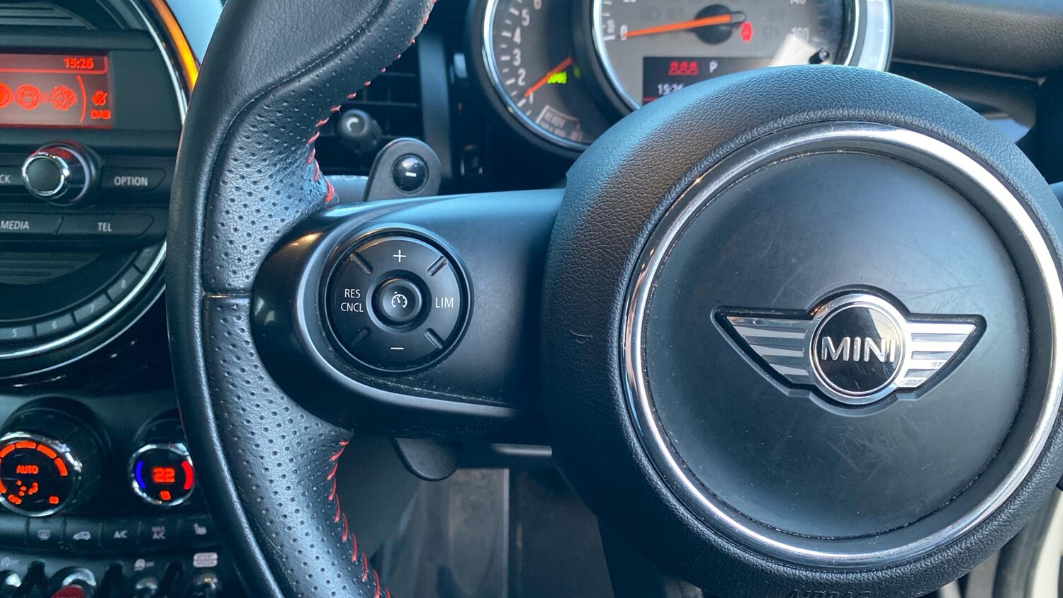 Used MINI Hatch 2018 for sale - 76801280: Photo 17