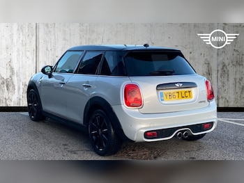 Used MINI Hatch 2018 for sale - 76801280: Photo