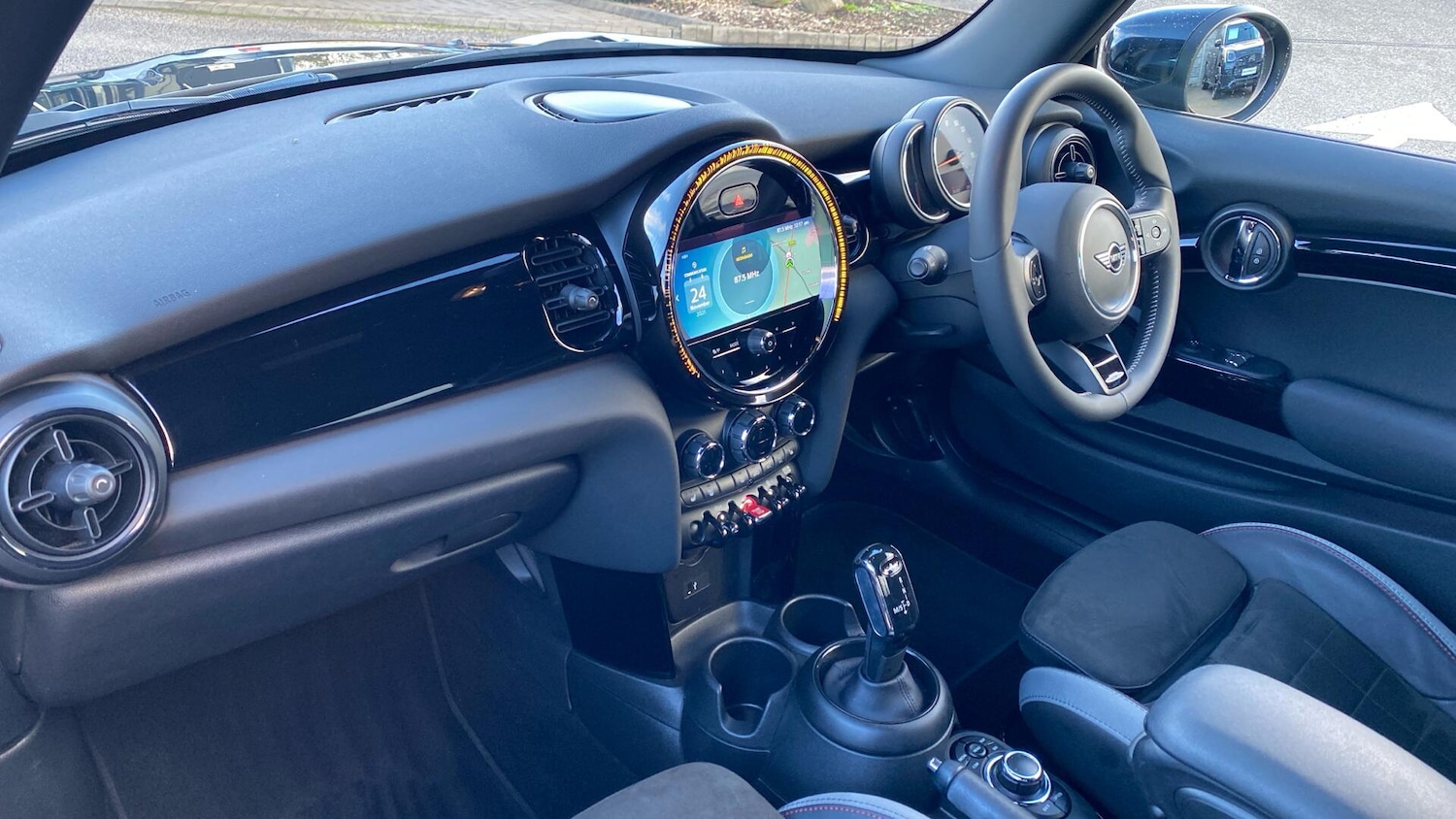 Used MINI Hatch 2022 for sale - 76760031: Photo 7