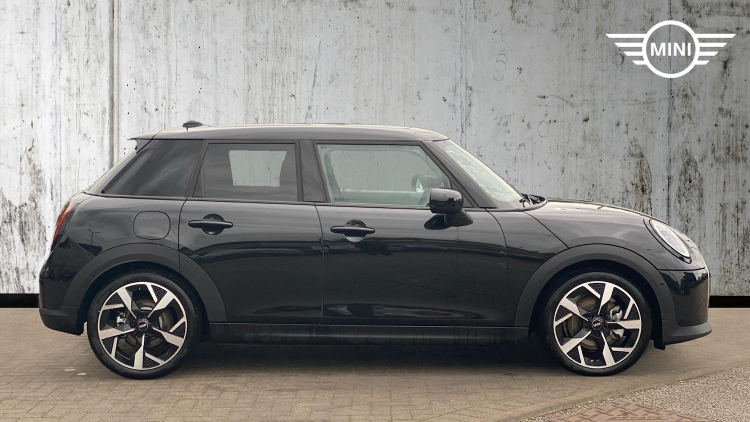Used MINI Cooper 2025 for sale - 76760094: Photo 3