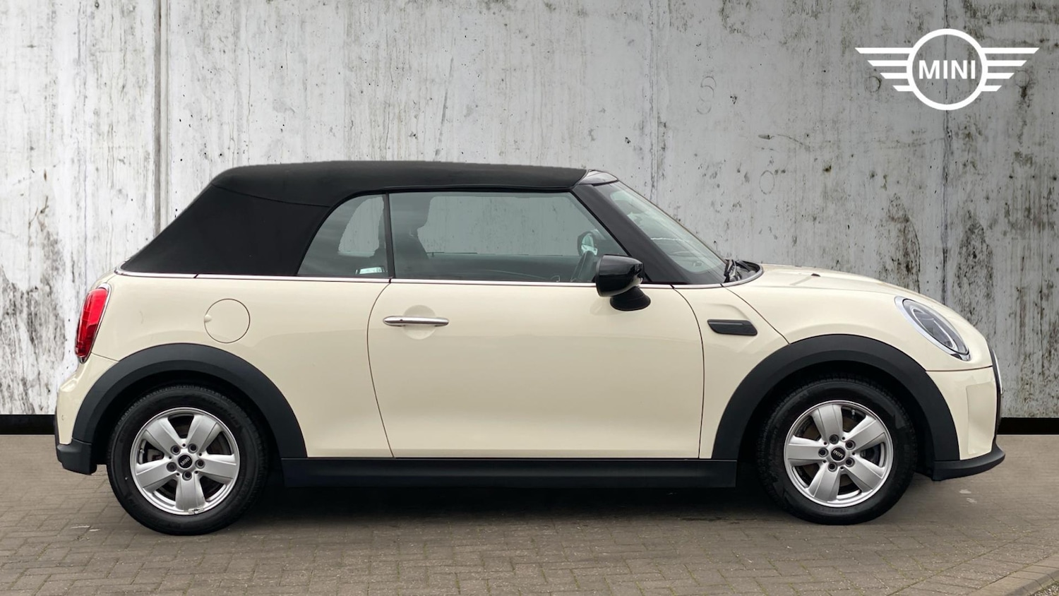 Used MINI Convertible 2021 for sale - 76760162: Photo 3