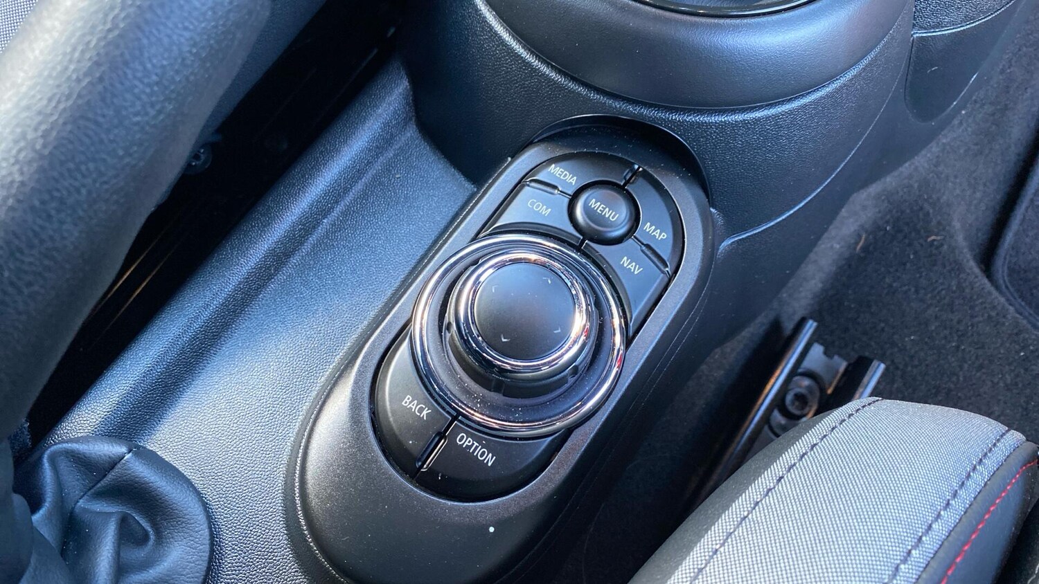 Used MINI Convertible 2024 for sale - 76760110: Photo 19