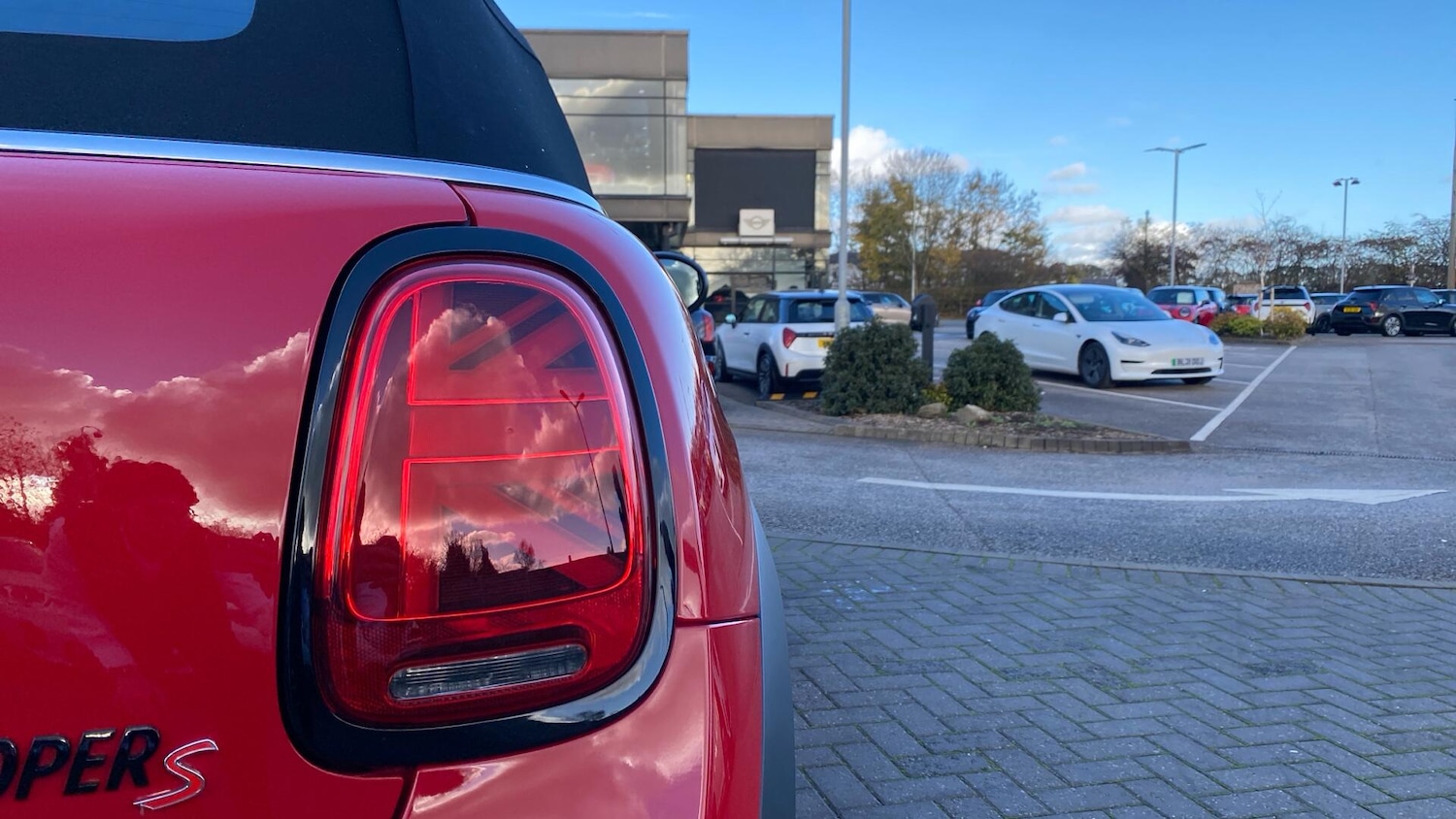 Used MINI Convertible 2024 for sale - 76760110: Photo 22