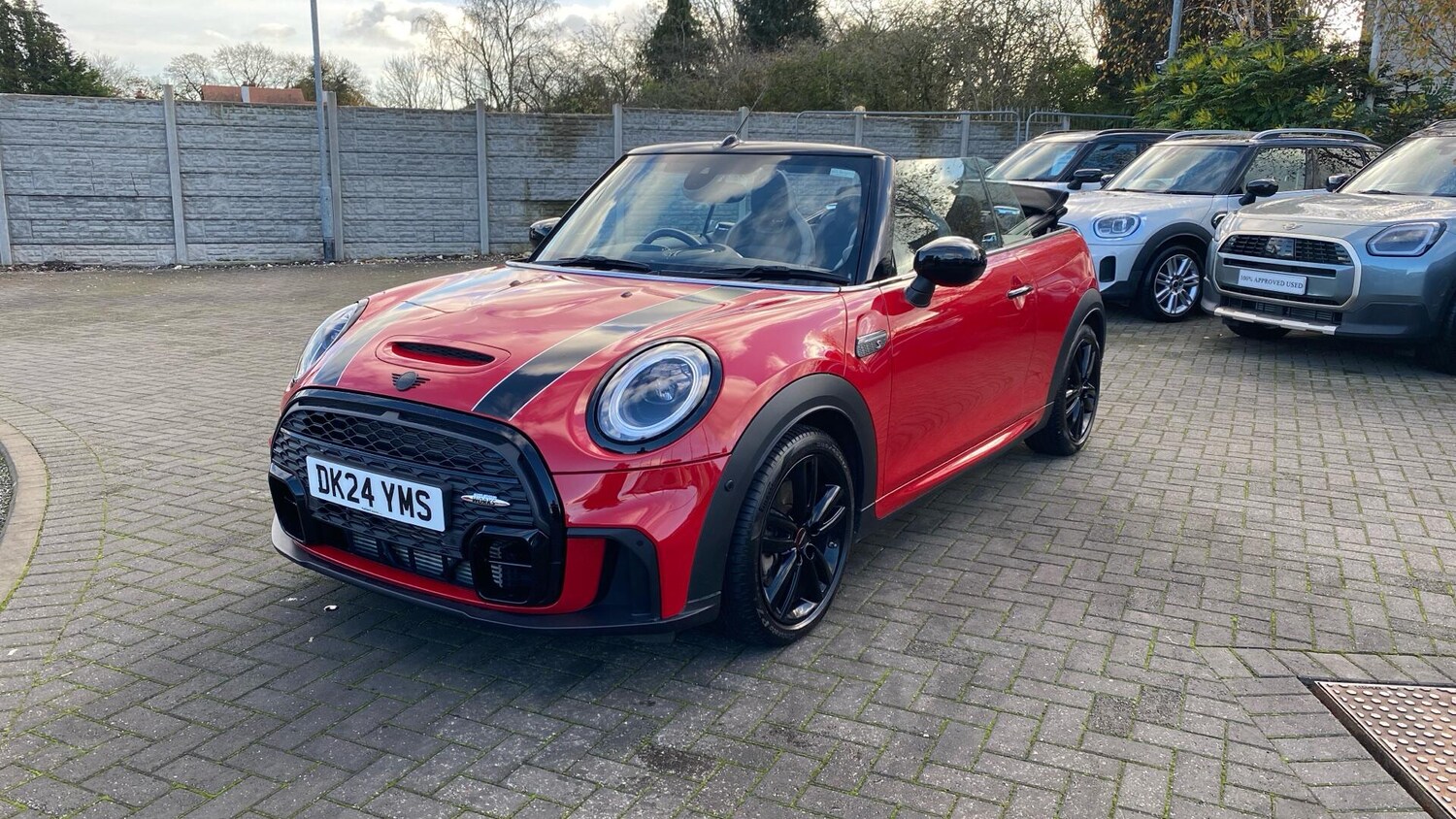 Used MINI Convertible 2024 for sale - 76760110: Photo 27