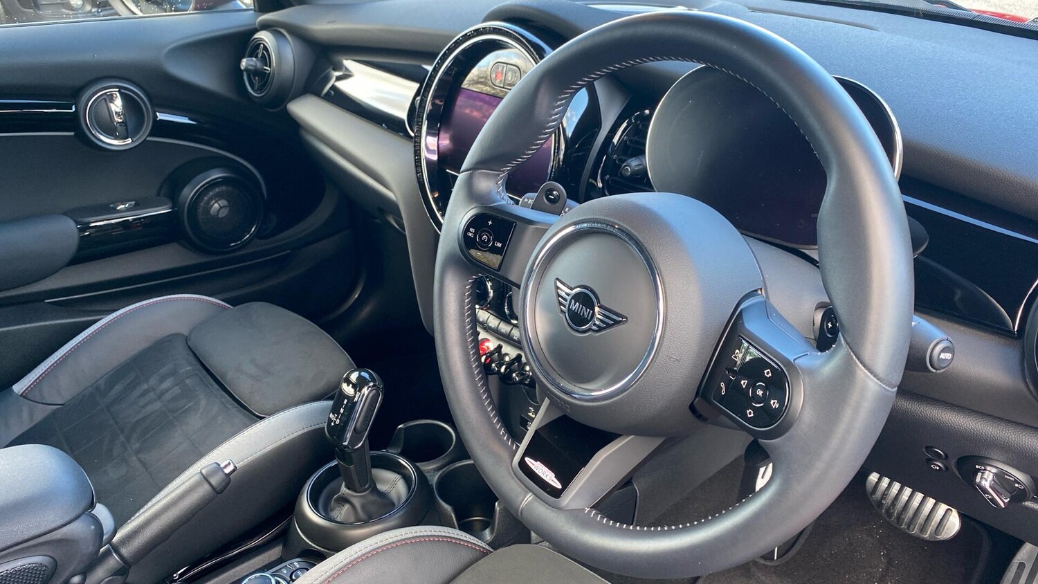 Used MINI Convertible 2024 for sale - 76760110: Photo 6