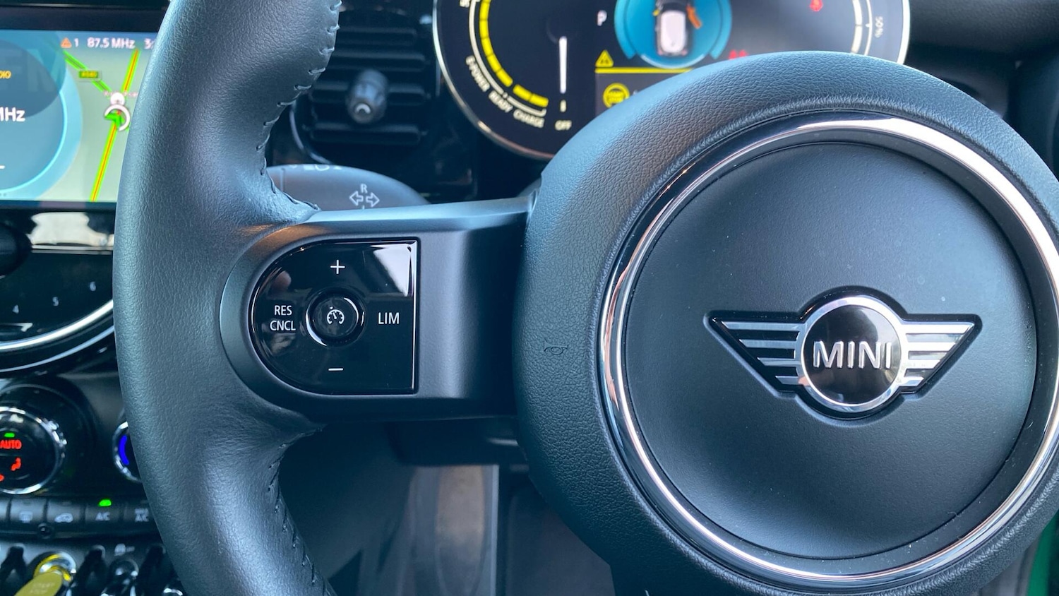 Used MINI Hatch 2022 for sale - 76802271: Photo 17
