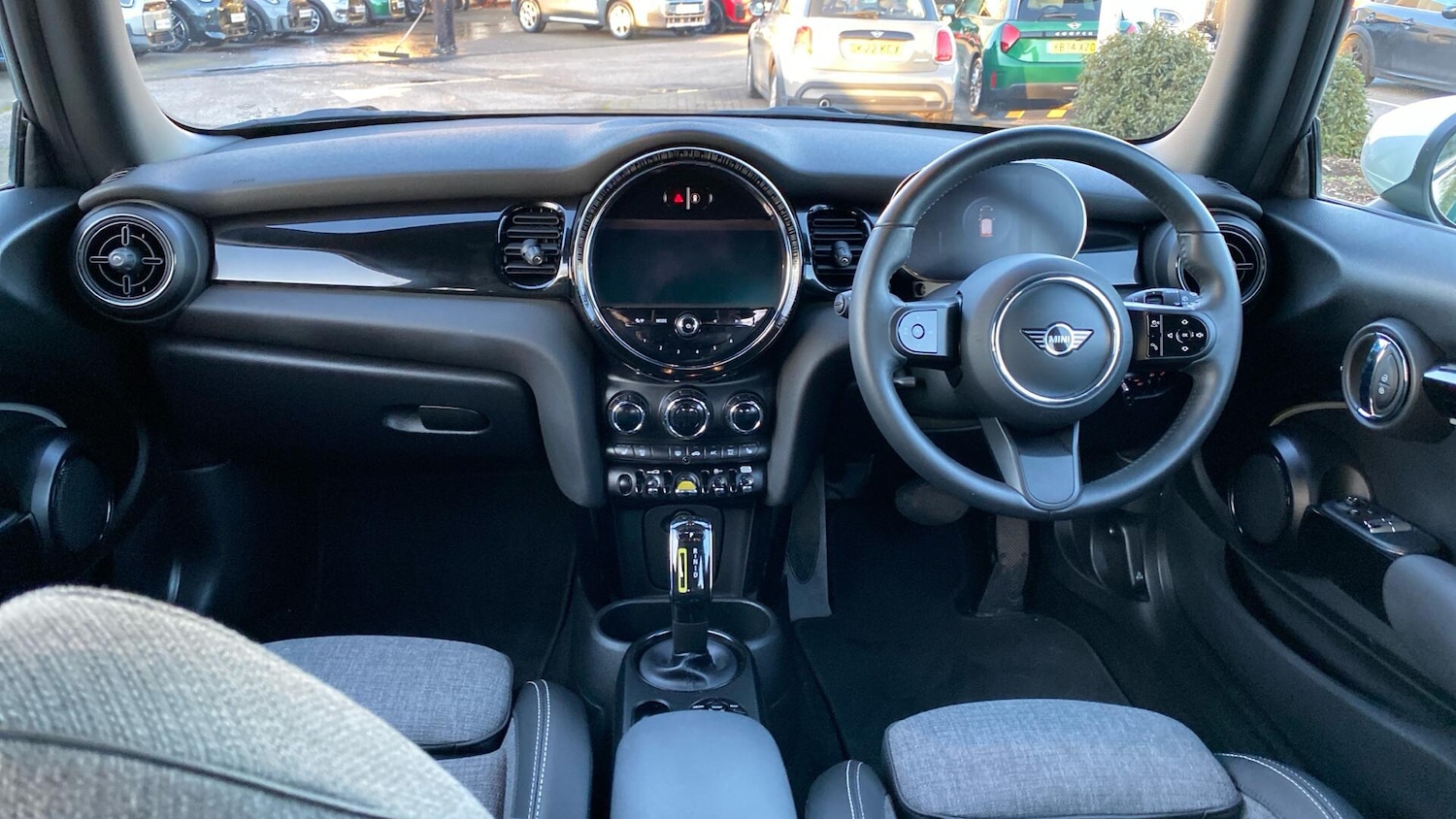 Used MINI Hatch 2022 for sale - 76802271: Photo 4