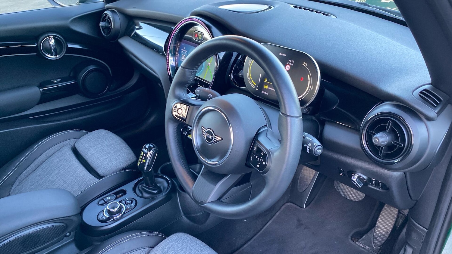 Used MINI Hatch 2022 for sale - 76802271: Photo 6