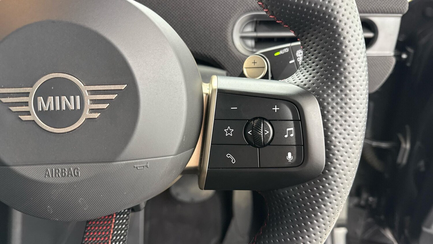 Used MINI Cooper 2025 for sale - 78170957: Photo 18