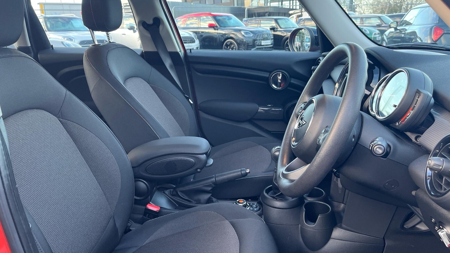 Used MINI Hatch 2020 for sale - 77799117: Photo 11