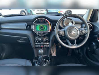 Used MINI Hatch 2020 for sale - 77799117: Photo