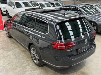 Used Volkswagen Passat 2018 for sale - 78609204: Photo