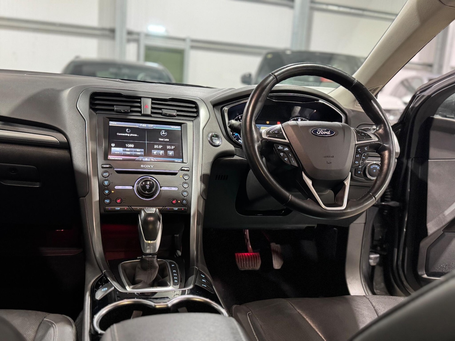 Used Ford Mondeo 2015 for sale - 77131565: Photo 39