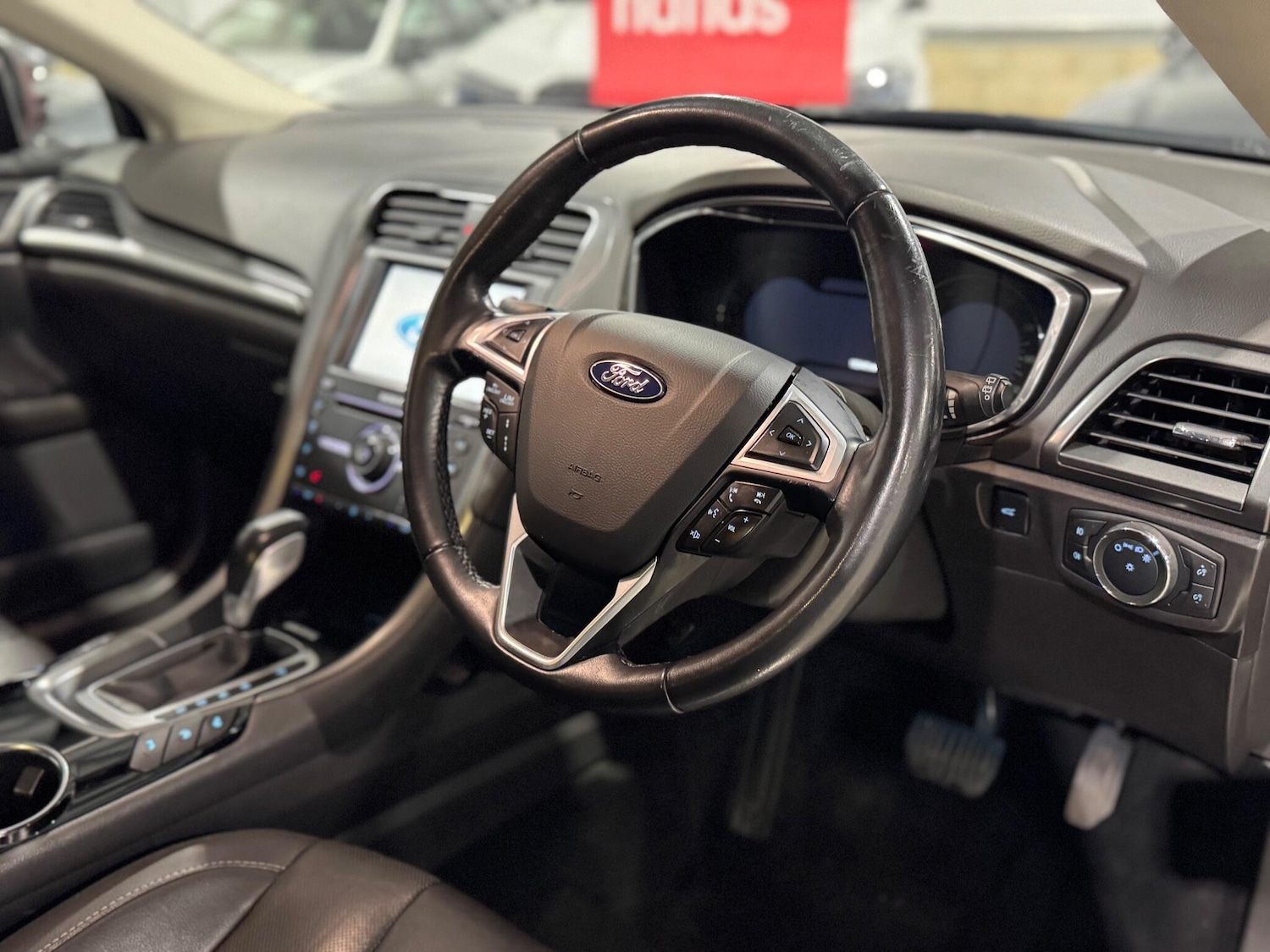 Used Ford Mondeo 2015 for sale - 77131565: Photo 48