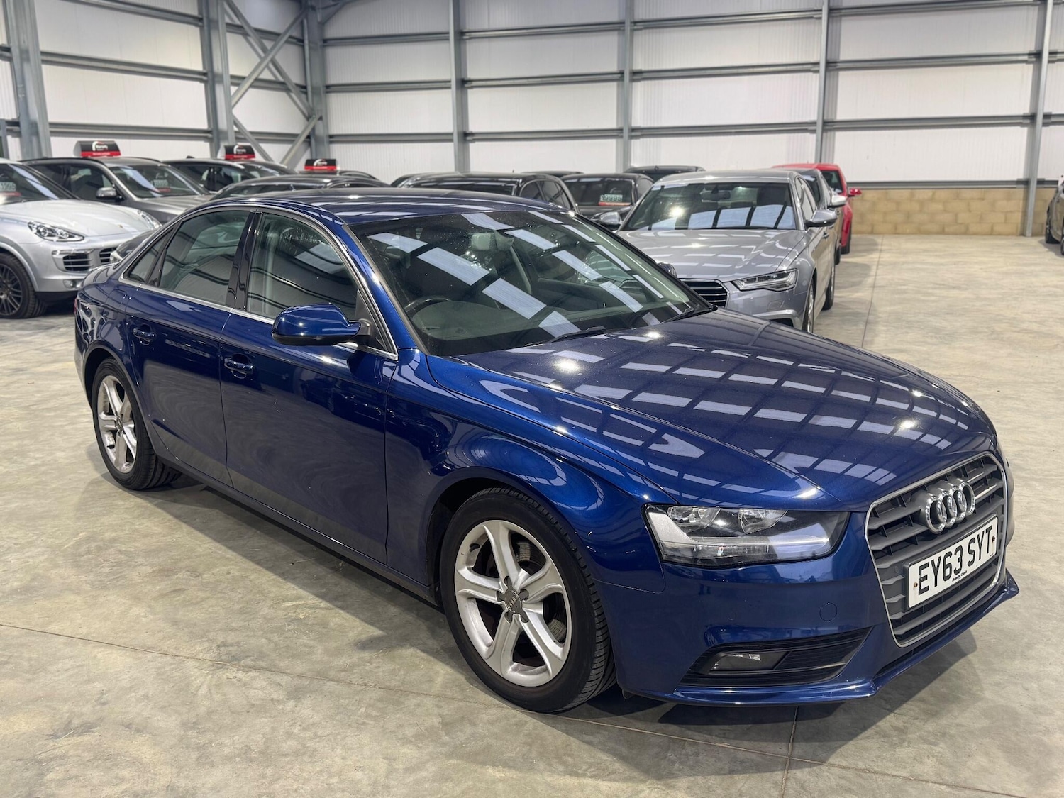 Used Audi A4 2013 for sale - 76260300: Photo 5