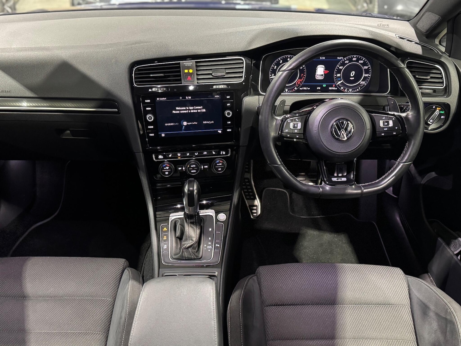 Used Volkswagen Golf 2019 for sale - 76625808: Photo 45