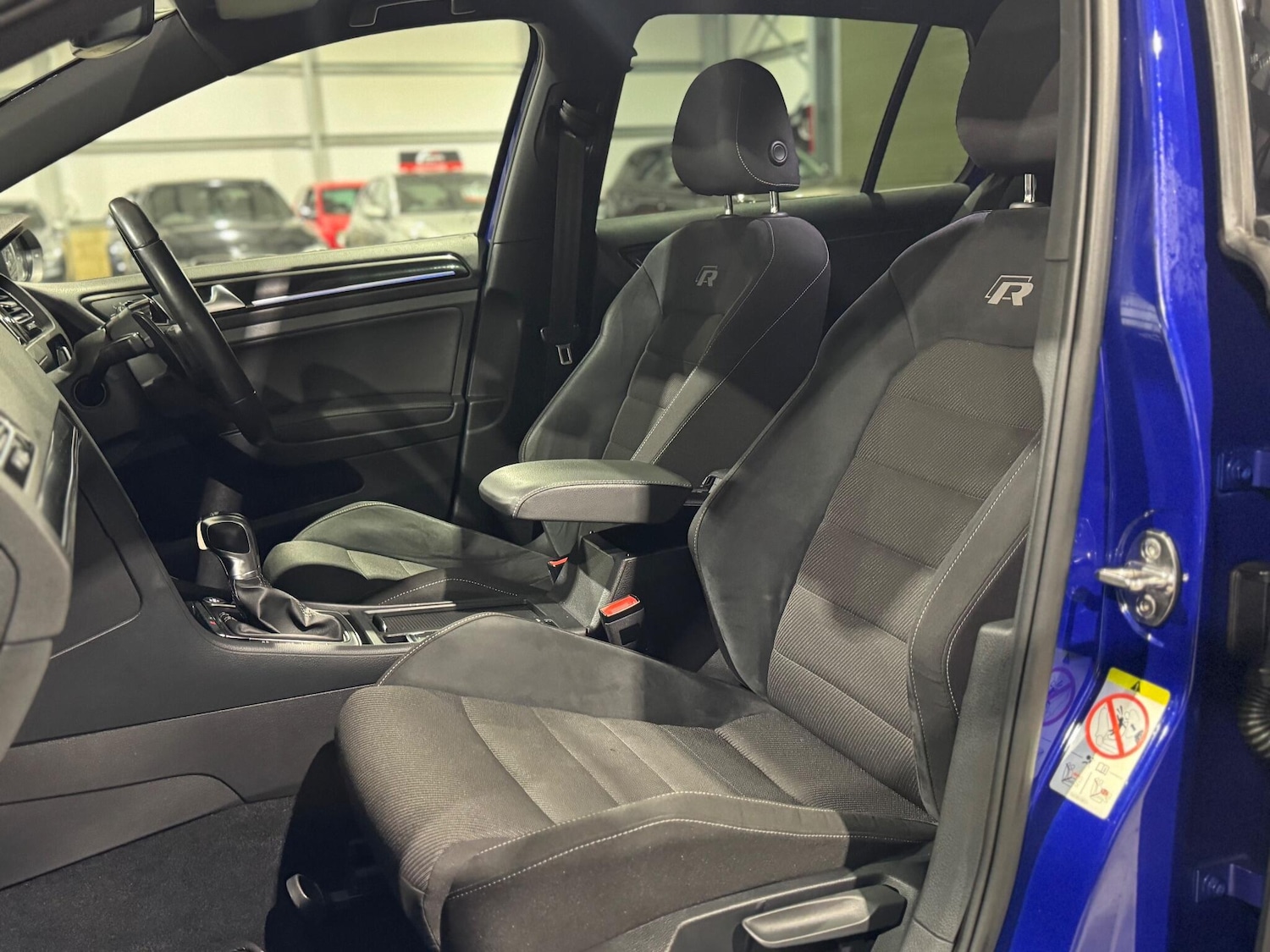 Used Volkswagen Golf 2019 for sale - 76625808: Photo 64