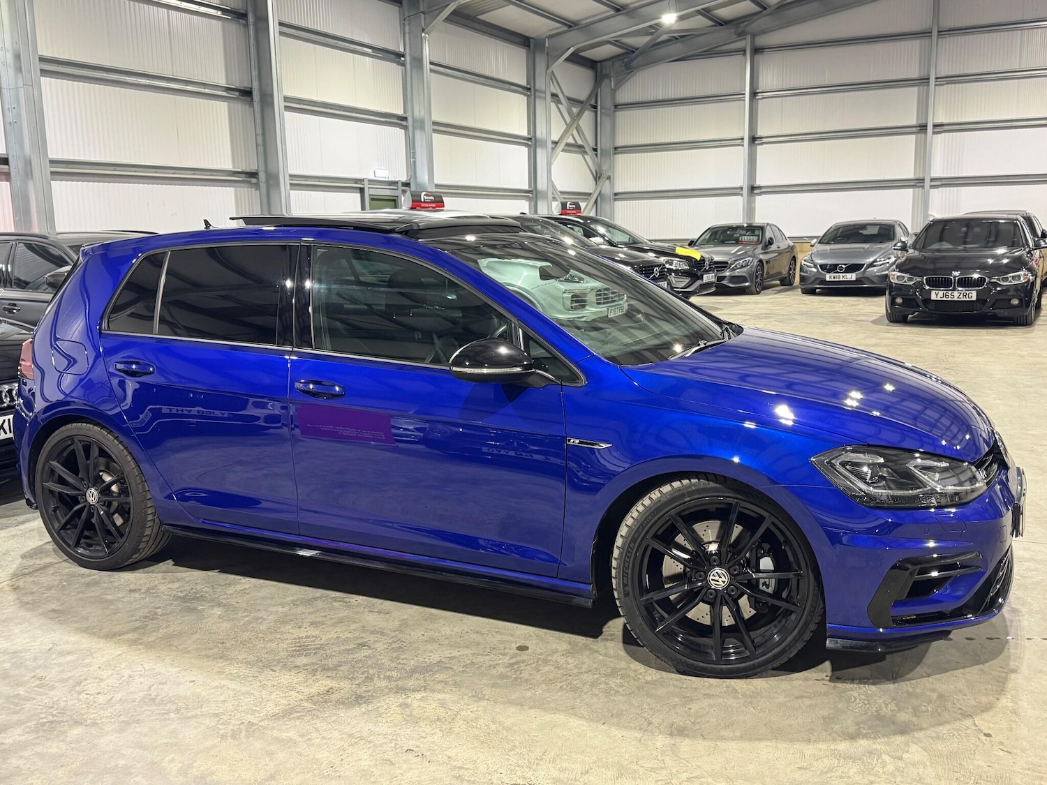 Used Volkswagen Golf 2019 for sale - 76625808: Photo 65