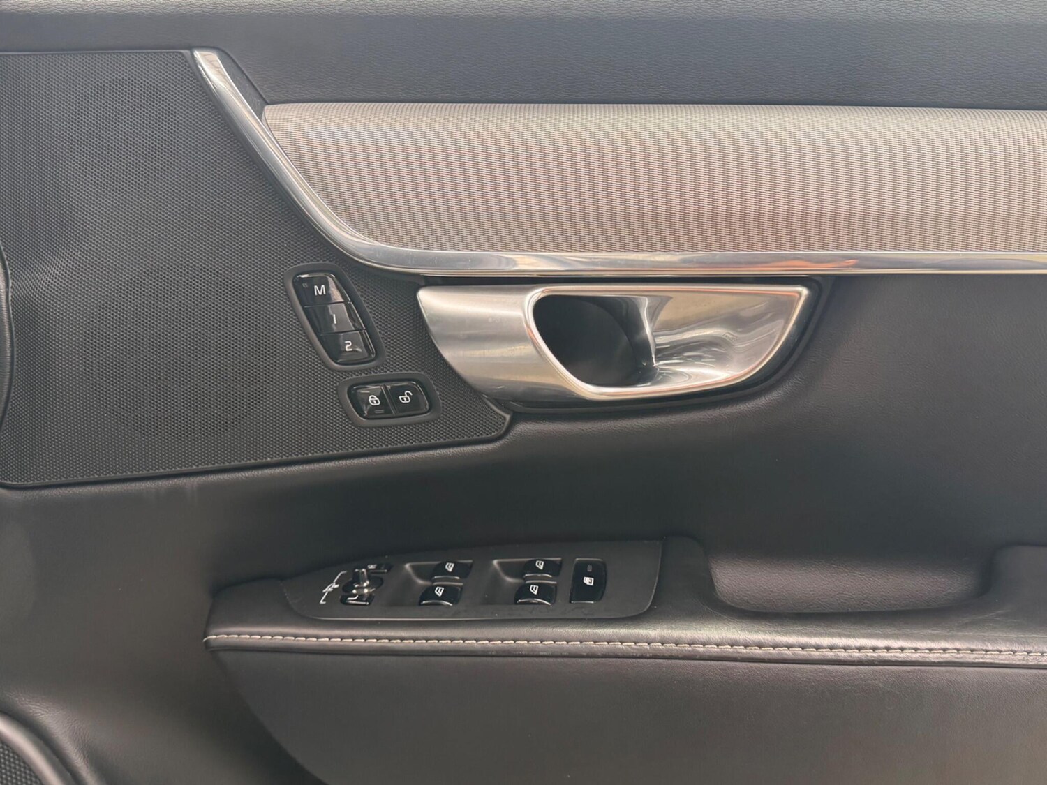 Used Volvo S90 2017 for sale - 78086960: Photo 34