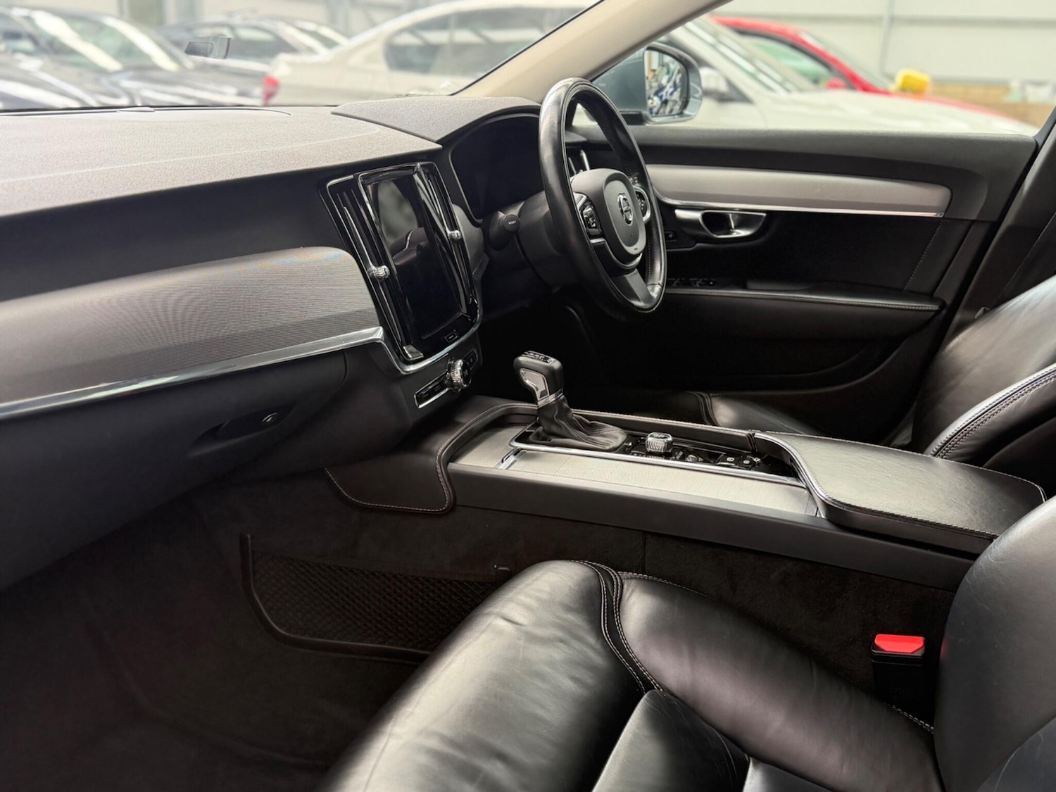 Used Volvo S90 2017 for sale - 78086960: Photo 43