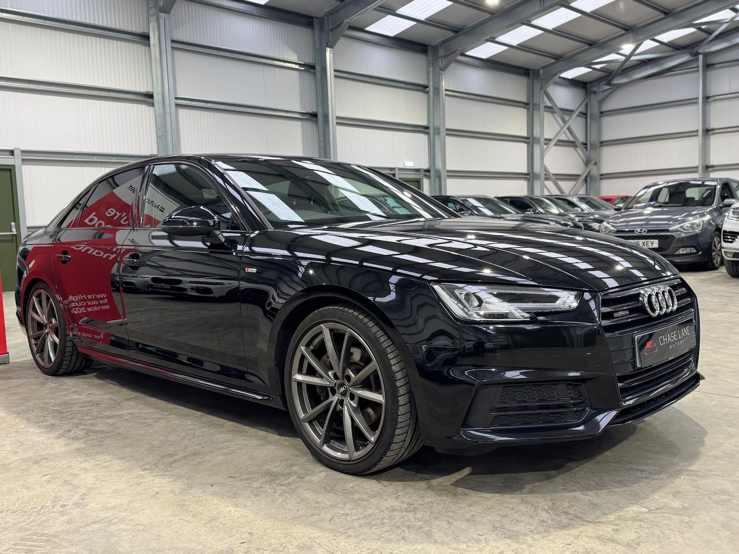 Used Audi A4 2018 for sale - 77216130: Photo 5