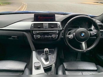 Used BMW 3 Series 2018 for sale - 76240144: Photo