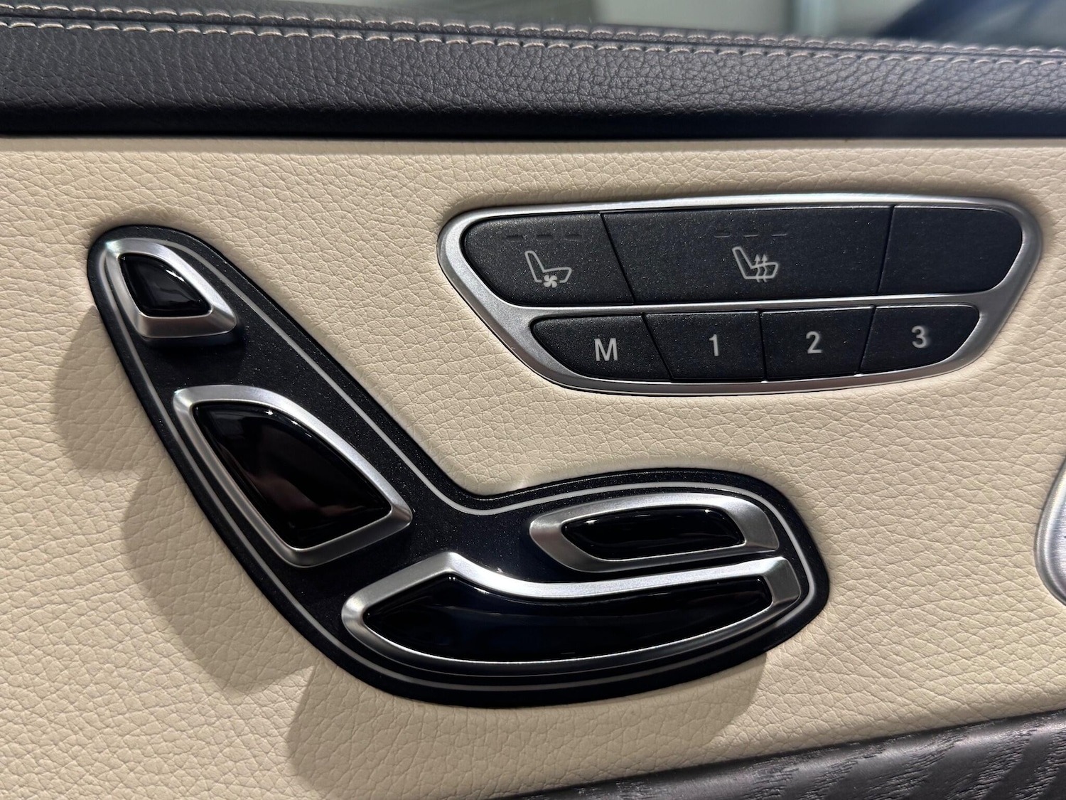 Used Mercedes-Benz S Class 2019 for sale - 77015499: Photo 22