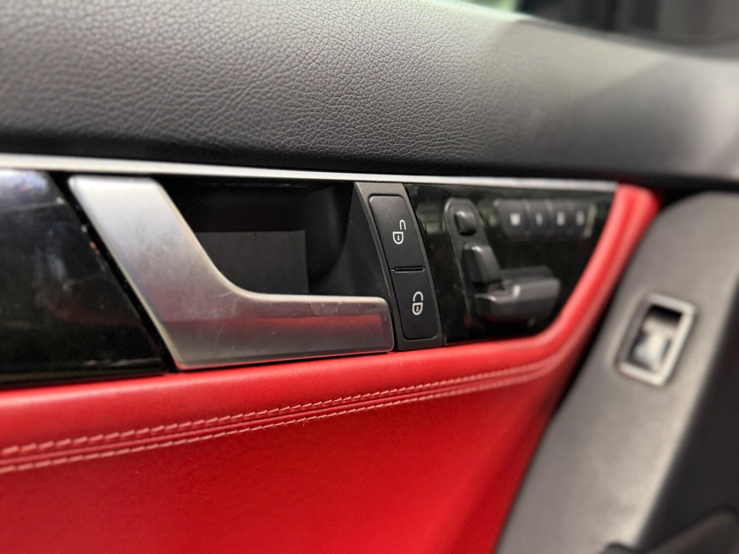 Used Mercedes-Benz C Class for sale - 77898303: Photo 32