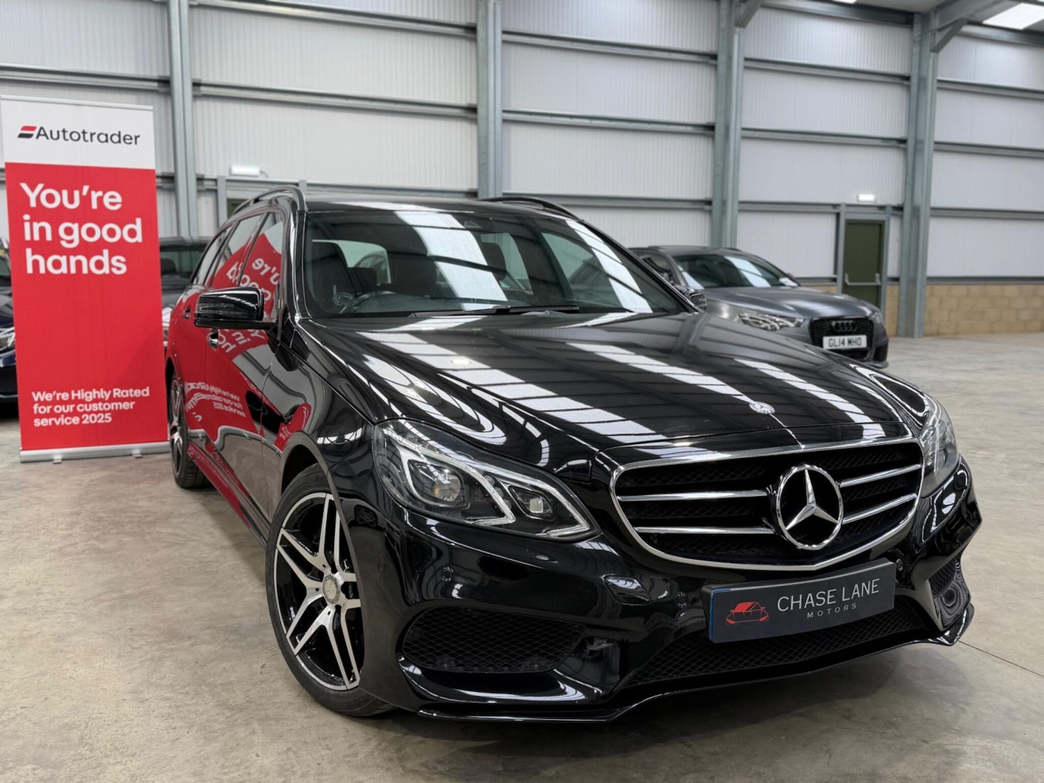 Used Mercedes-Benz E Class 2016 for sale - 77710506: Photo 1