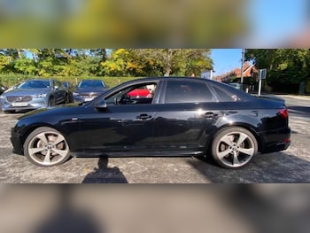 Used Audi A4 2019 for sale - 76431901: Photo