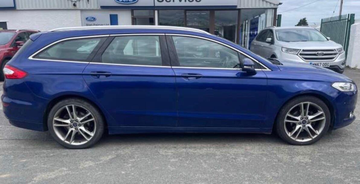 Used Ford Mondeo 2015 for sale - 76689031: Photo 2