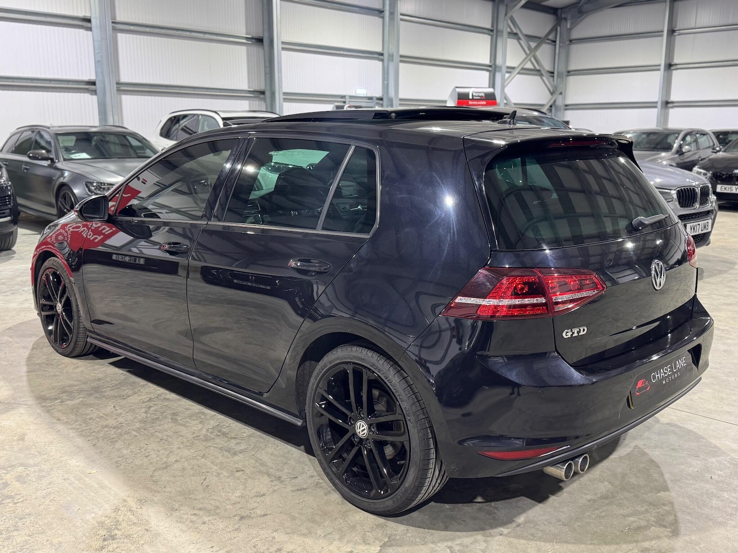 Used Volkswagen Golf 2017 for sale - 75431259: Photo 32