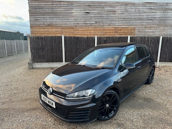Used Volkswagen Golf 2017 for sale - 75431259: Photo