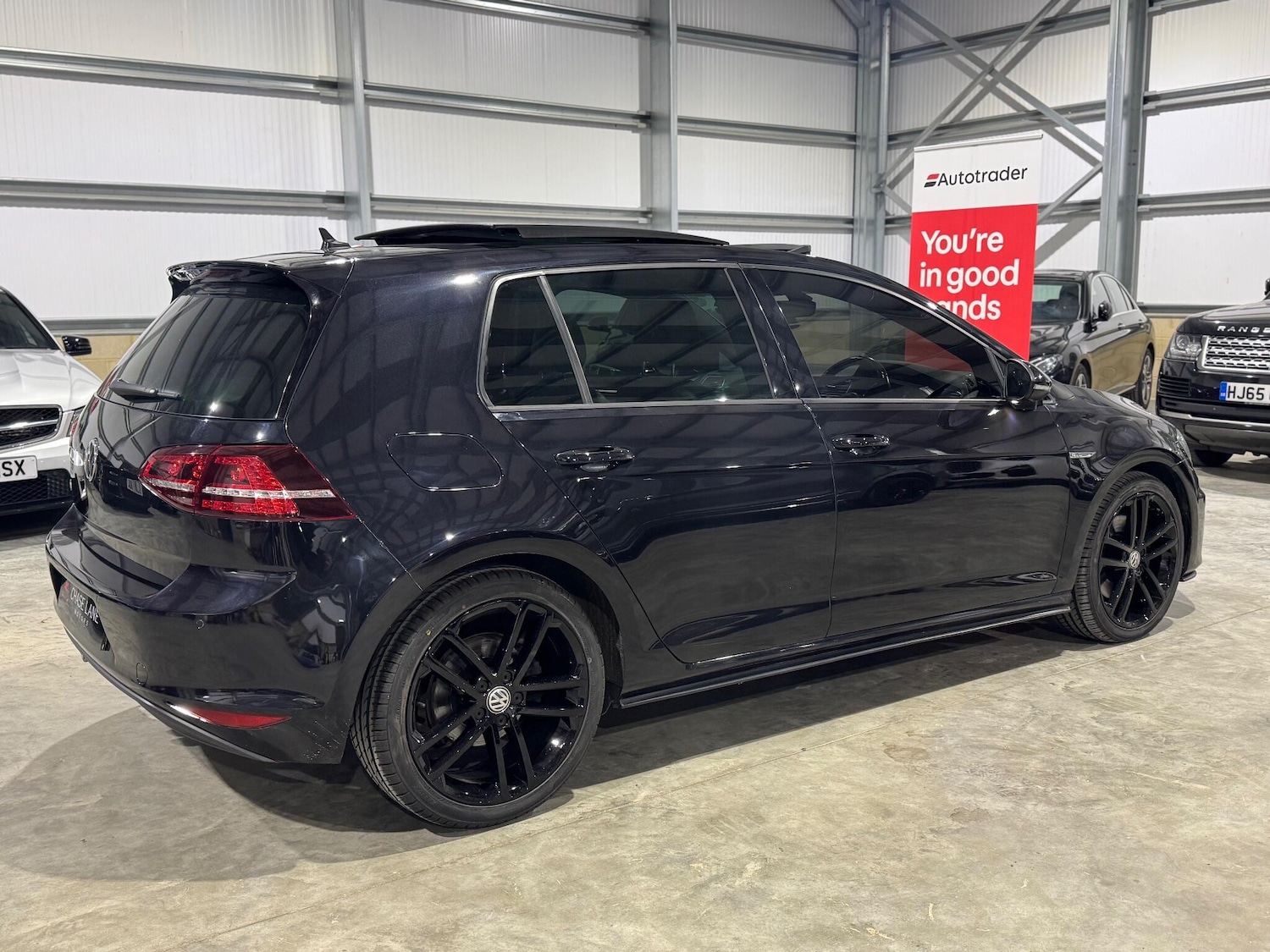 Used Volkswagen Golf 2017 for sale - 75431259: Photo 43