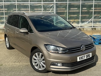 Used Volkswagen Touran 2017 for sale - 78335191: Photo