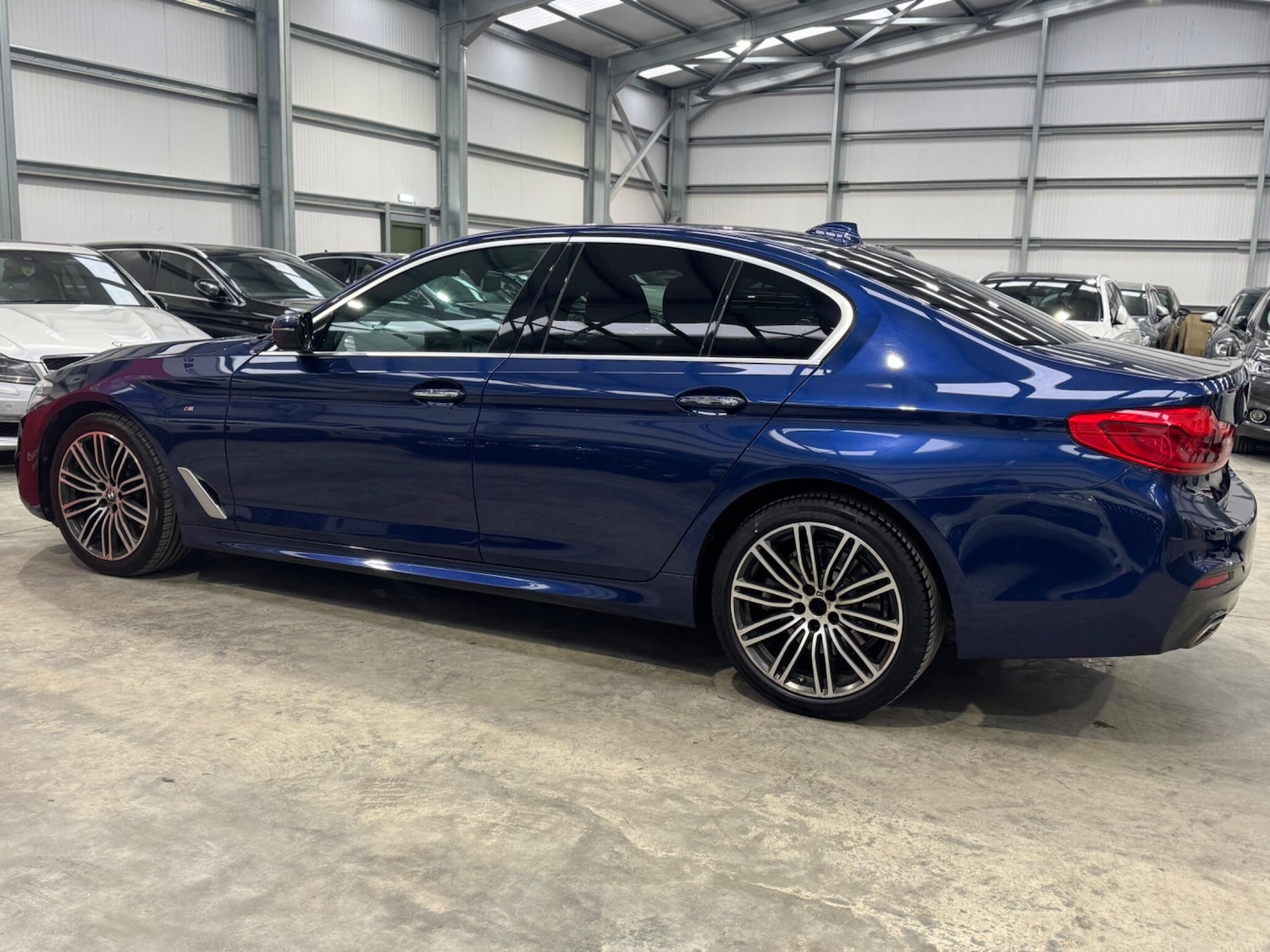 Used BMW 5 Series 2017 for sale - 77344021: Photo 32