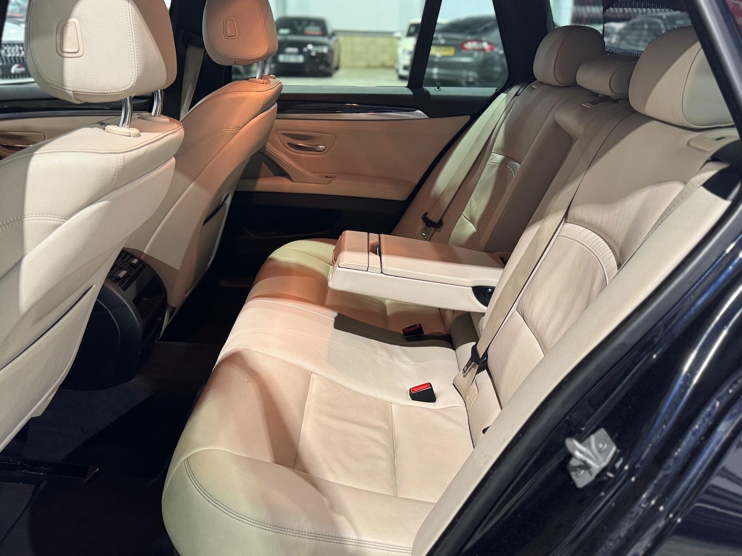 Used BMW 5 Series 2014 for sale - 77015642: Photo 43