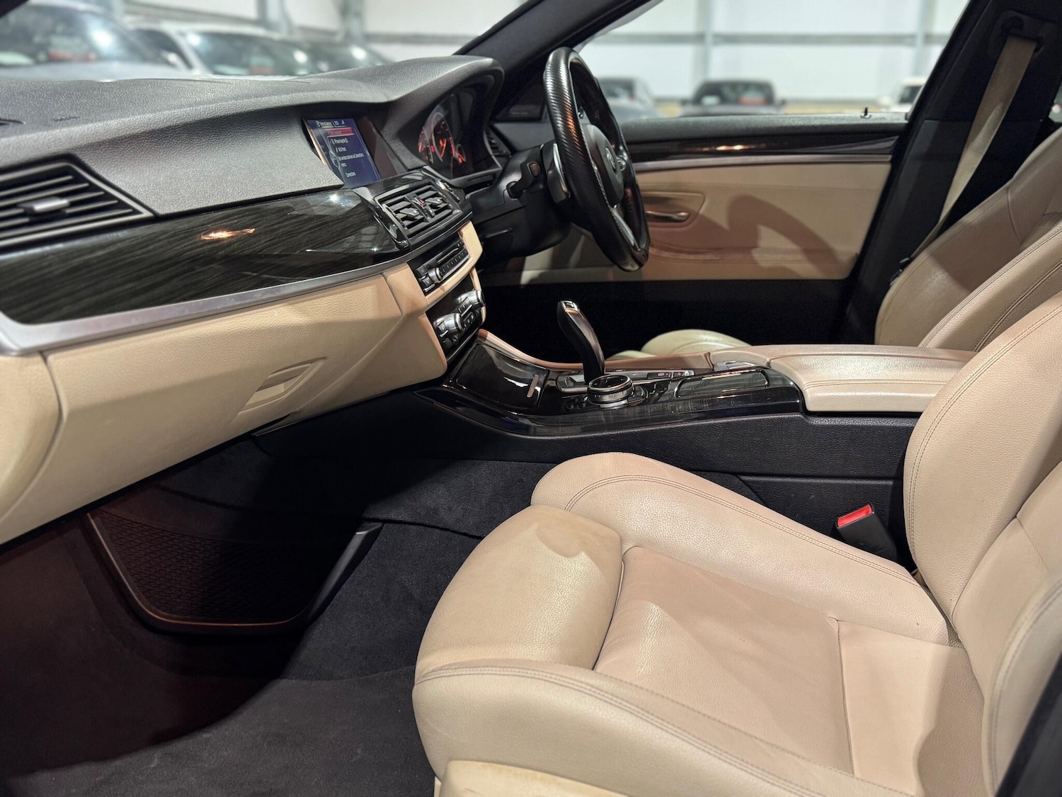 Used BMW 5 Series 2014 for sale - 77015642: Photo 45