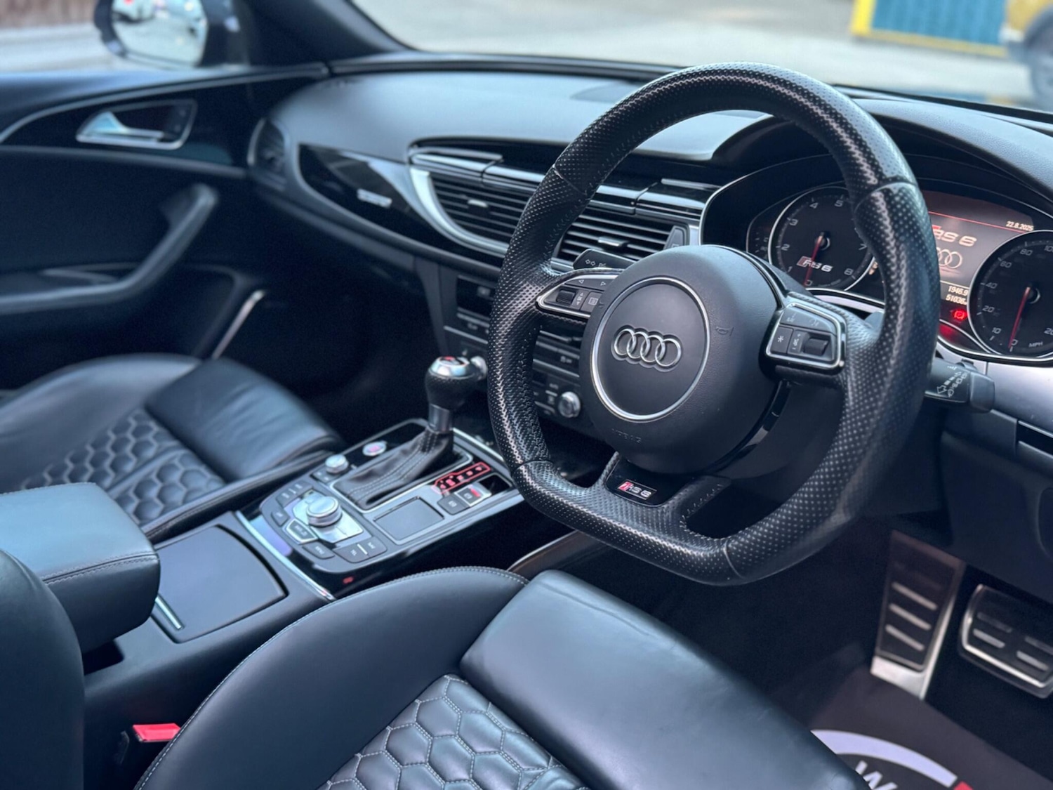 Used Audi RS6 2014 for sale - 76632789: Photo 88