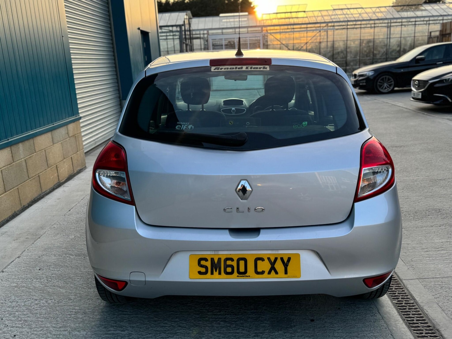 Used Renault Clio 2010 for sale - 76632847: Photo 11