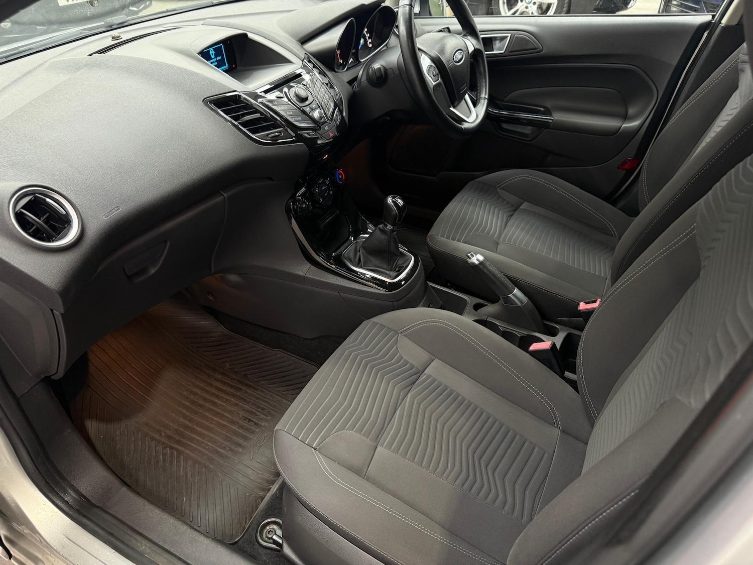 Used Ford Fiesta 2013 for sale - 77633586: Photo 35