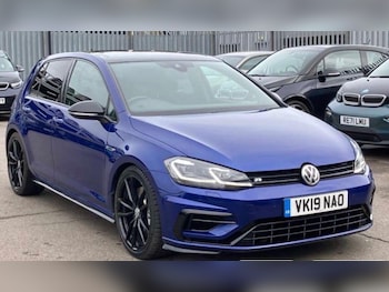 Used Volkswagen Golf 2019 for sale - 76512717: Photo