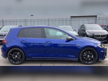 Used Volkswagen Golf 2019 for sale - 76512717: Photo