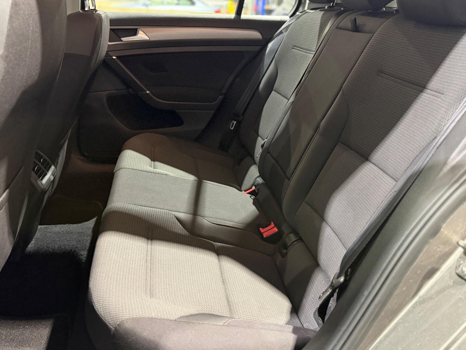 Used Volkswagen Golf 2015 for sale - 77978497: Photo 30