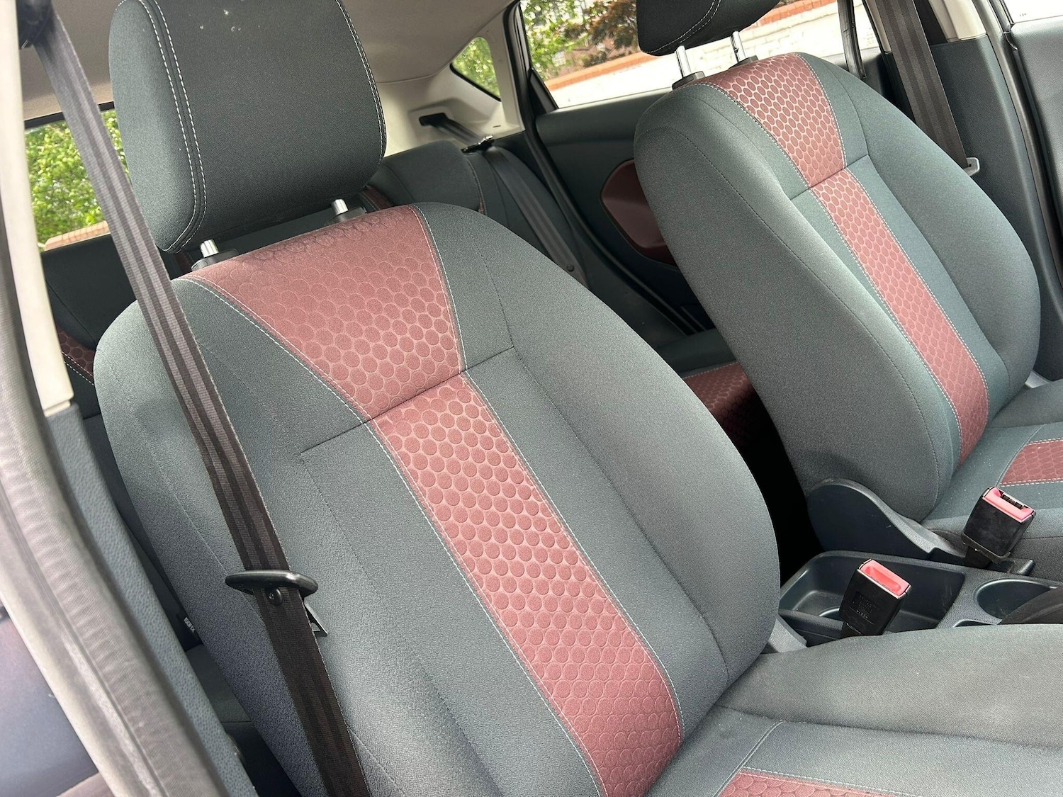 Used Ford Fiesta 2011 for sale - 76688844: Photo 23